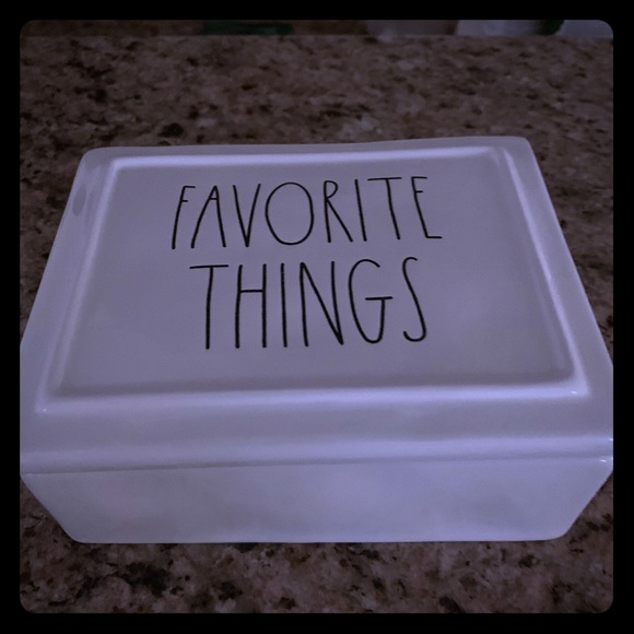 Rae Dunn FAVORITE THINGS box - Picture 1 of 1